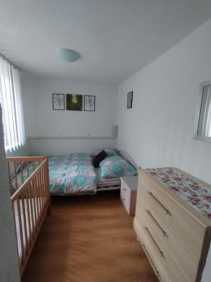 Apartman Karin Huty Eksteriør bilde