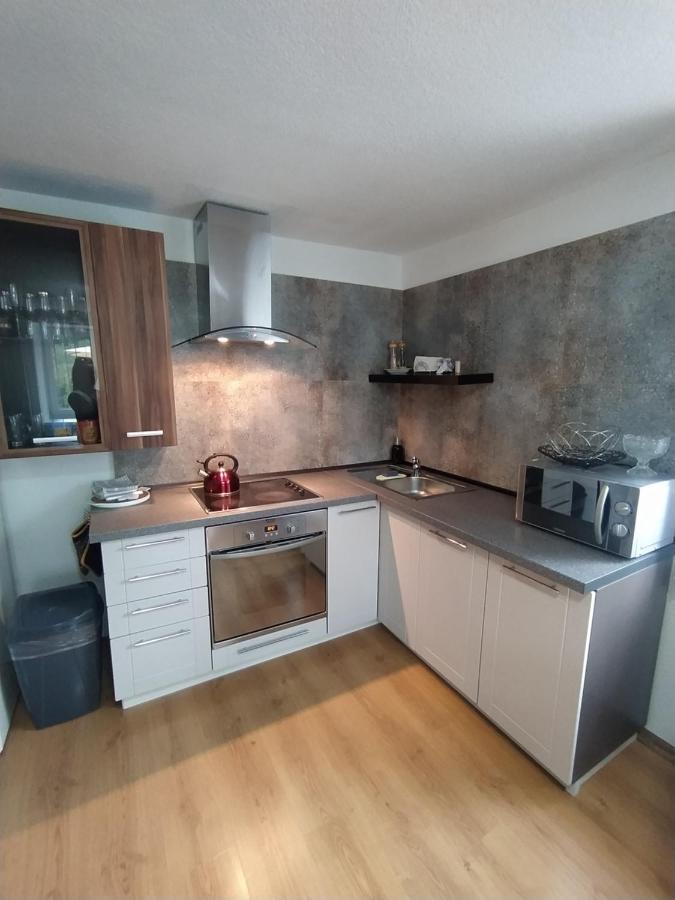 Apartman Karin Huty Eksteriør bilde