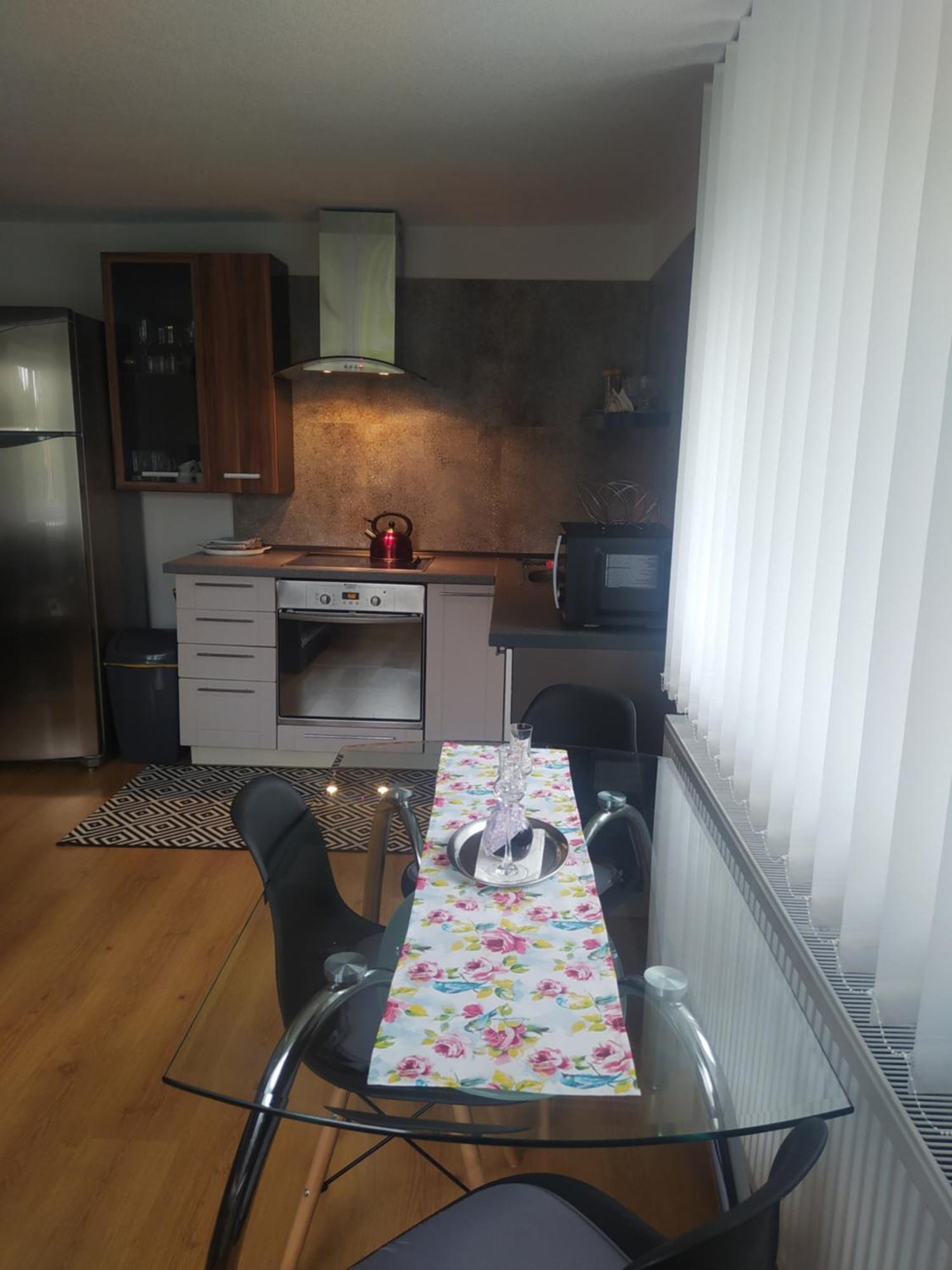 Apartman Karin Huty Eksteriør bilde